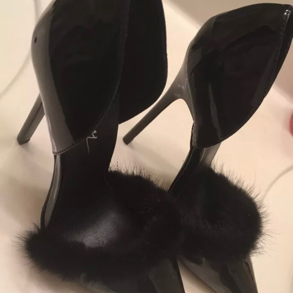 Nasty Gal Knock 'Em Dead D'Orsay Black Pumps NIB - Picture 3 of 3